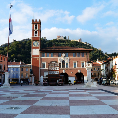 Sosta a Marostica, si paga con le APP