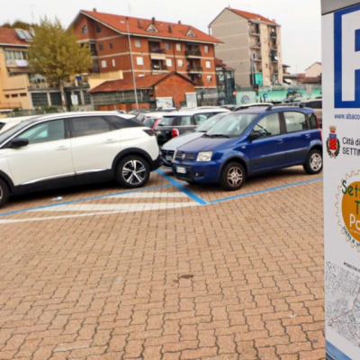 Settimo: park gratuiti per lo shopping natalizio